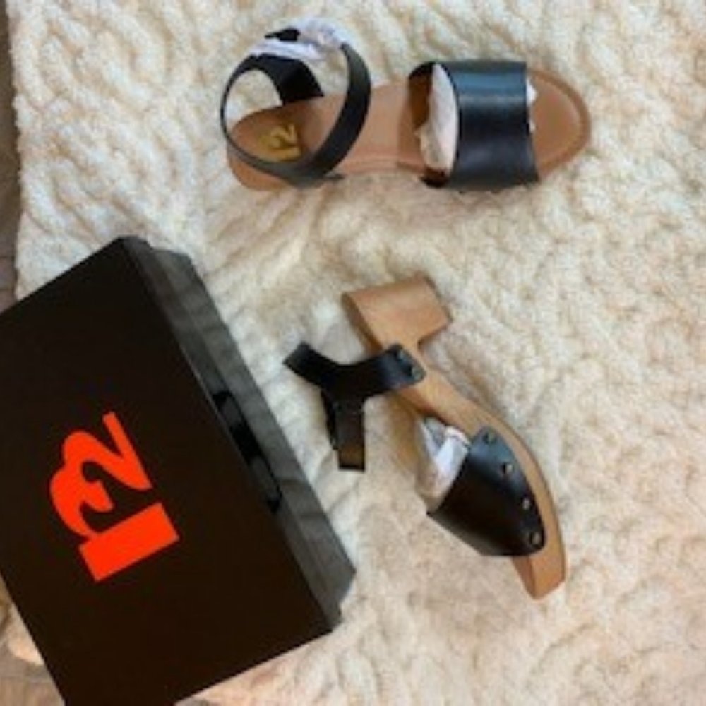 R2 Sandals - Chippy